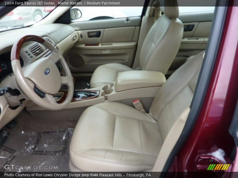 Merlot Metallic / Medium Parchment 2004 Ford Taurus SES Sedan