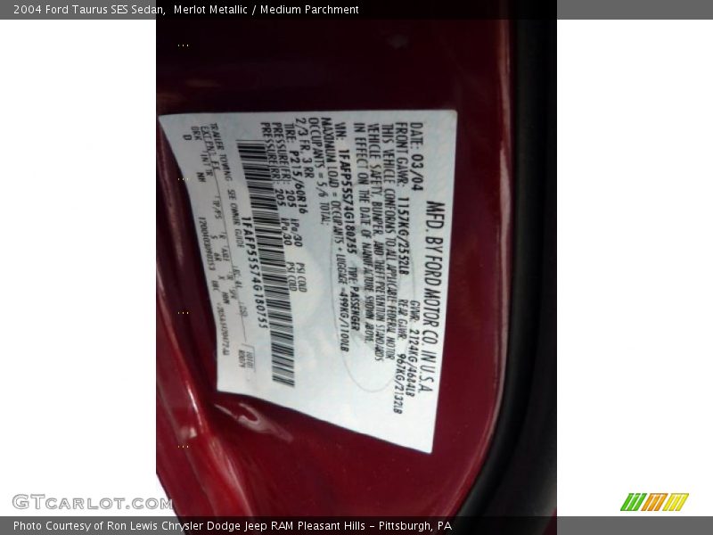 Merlot Metallic / Medium Parchment 2004 Ford Taurus SES Sedan