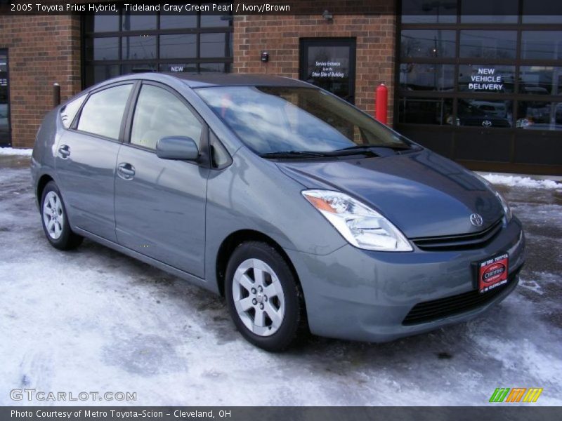 Tideland Gray Green Pearl / Ivory/Brown 2005 Toyota Prius Hybrid