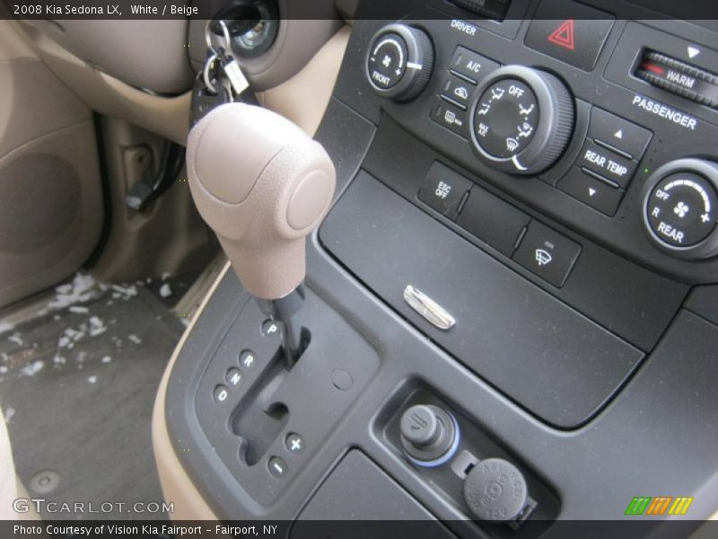 White / Beige 2008 Kia Sedona LX
