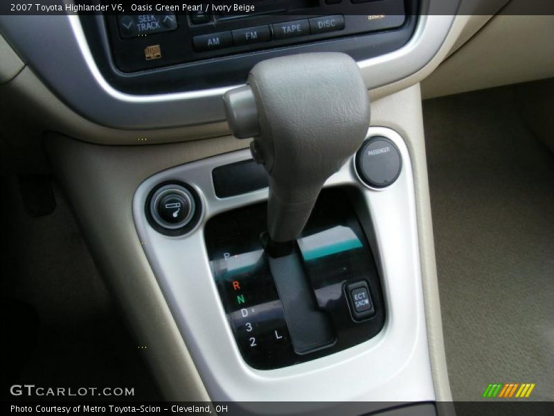 Oasis Green Pearl / Ivory Beige 2007 Toyota Highlander V6