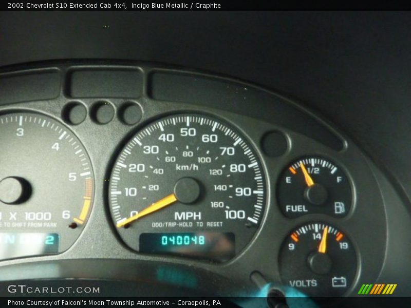 Indigo Blue Metallic / Graphite 2002 Chevrolet S10 Extended Cab 4x4