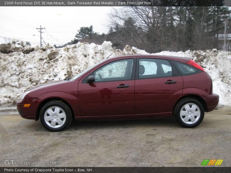 Dark Toreador Red Metallic / Dark Flint/Light Flint 2006 Ford Focus ZX5 SE Hatchback