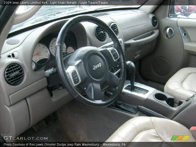 Light Khaki Metallic / Light Taupe/Taupe 2004 Jeep Liberty Limited 4x4