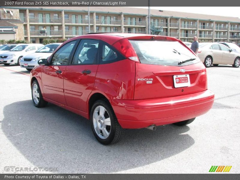 Infra-Red / Charcoal/Light Flint 2007 Ford Focus ZX5 SES Hatchback