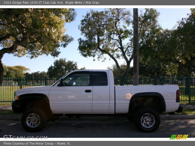 Bright White / Mist Gray 2001 Dodge Ram 1500 ST Club Cab 4x4