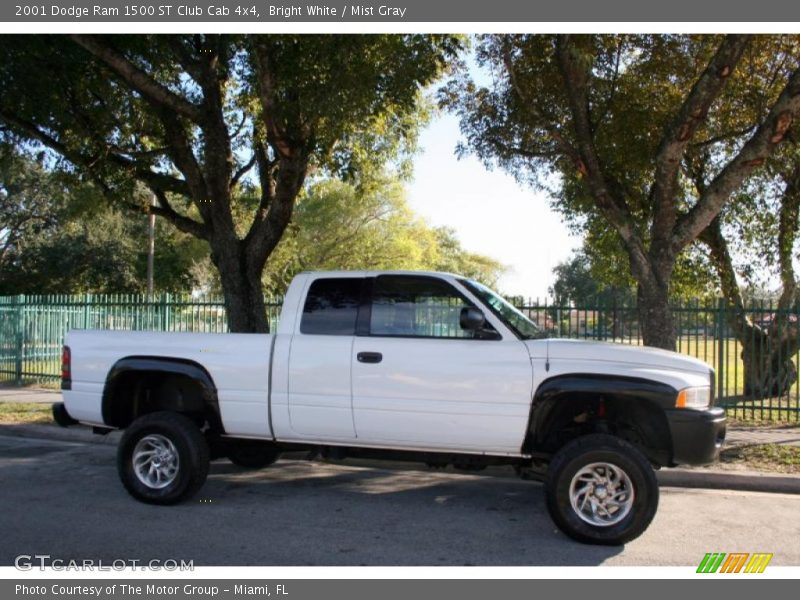 Bright White / Mist Gray 2001 Dodge Ram 1500 ST Club Cab 4x4