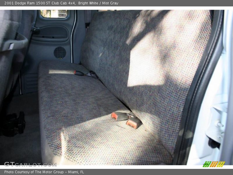 Bright White / Mist Gray 2001 Dodge Ram 1500 ST Club Cab 4x4