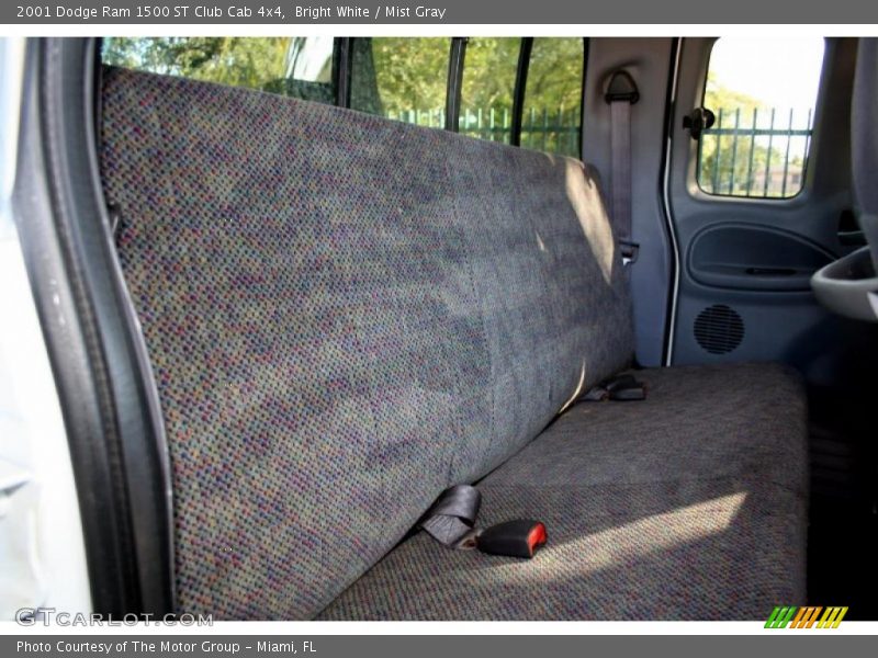 Bright White / Mist Gray 2001 Dodge Ram 1500 ST Club Cab 4x4