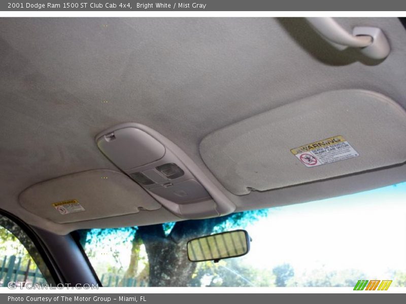 Bright White / Mist Gray 2001 Dodge Ram 1500 ST Club Cab 4x4