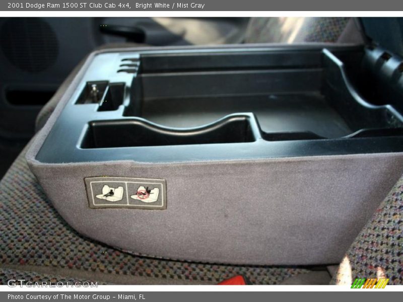 Bright White / Mist Gray 2001 Dodge Ram 1500 ST Club Cab 4x4