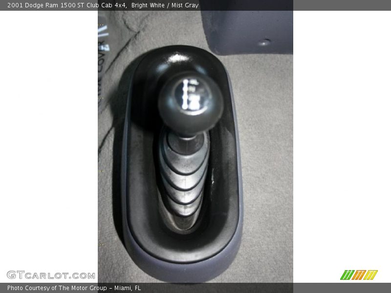 Bright White / Mist Gray 2001 Dodge Ram 1500 ST Club Cab 4x4
