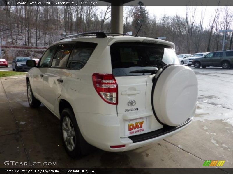 Super White / Sand Beige 2011 Toyota RAV4 V6 4WD