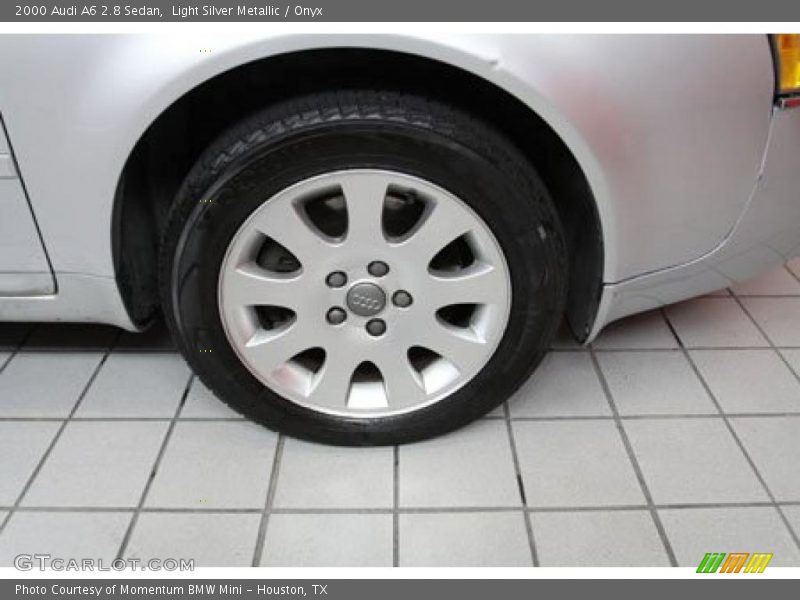 Light Silver Metallic / Onyx 2000 Audi A6 2.8 Sedan
