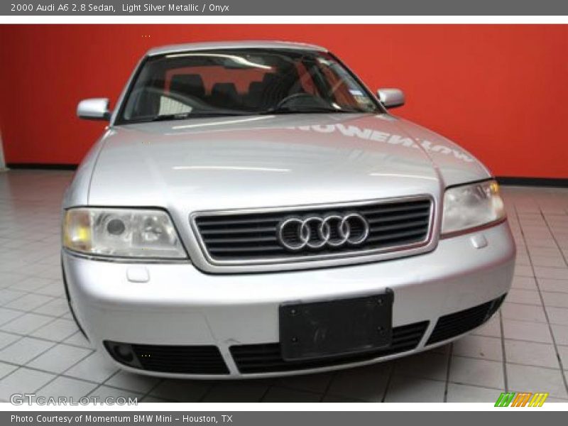 Light Silver Metallic / Onyx 2000 Audi A6 2.8 Sedan