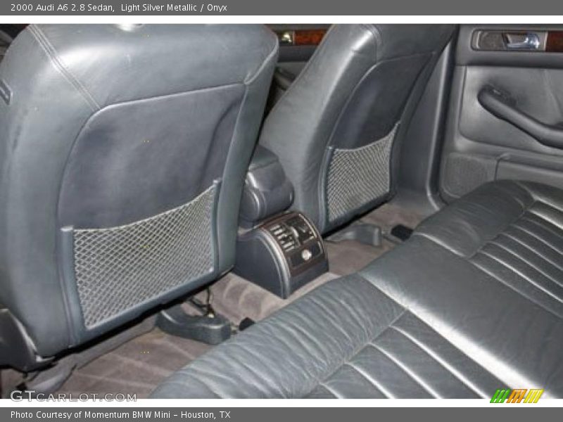 Light Silver Metallic / Onyx 2000 Audi A6 2.8 Sedan