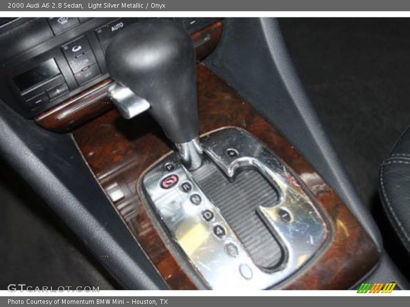 Light Silver Metallic / Onyx 2000 Audi A6 2.8 Sedan