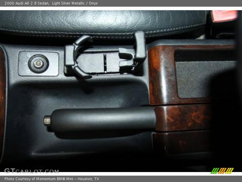 Light Silver Metallic / Onyx 2000 Audi A6 2.8 Sedan