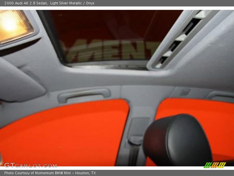 Light Silver Metallic / Onyx 2000 Audi A6 2.8 Sedan