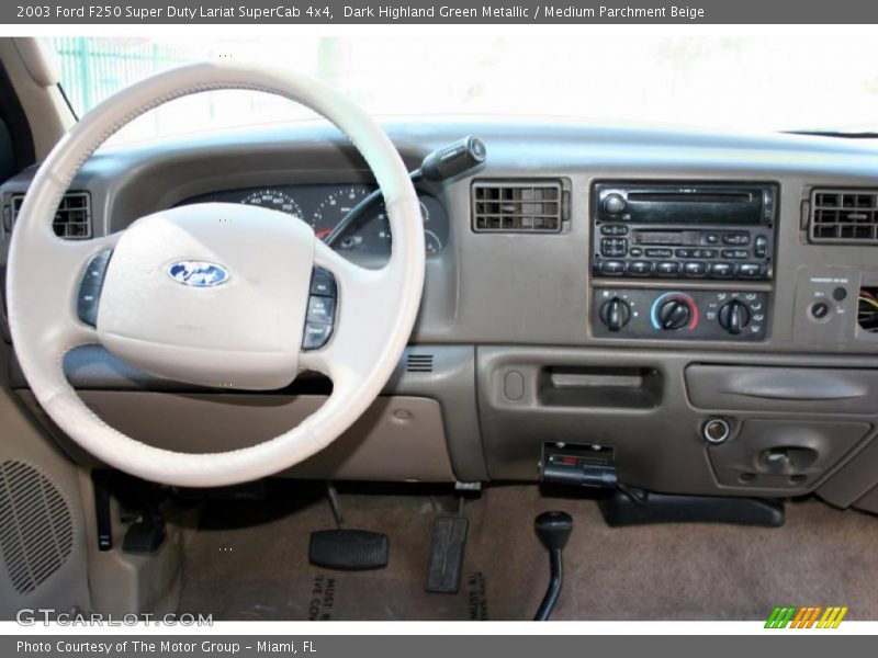 Dark Highland Green Metallic / Medium Parchment Beige 2003 Ford F250 Super Duty Lariat SuperCab 4x4