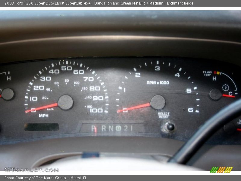 Dark Highland Green Metallic / Medium Parchment Beige 2003 Ford F250 Super Duty Lariat SuperCab 4x4