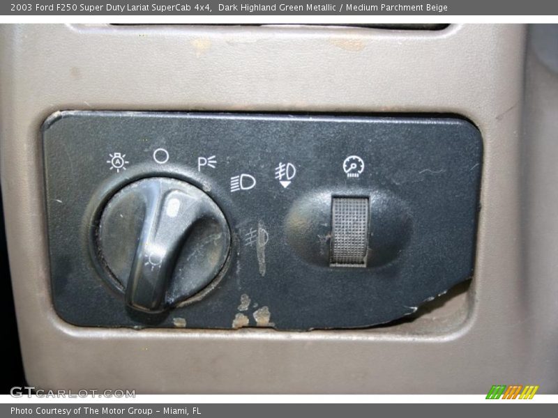 Dark Highland Green Metallic / Medium Parchment Beige 2003 Ford F250 Super Duty Lariat SuperCab 4x4