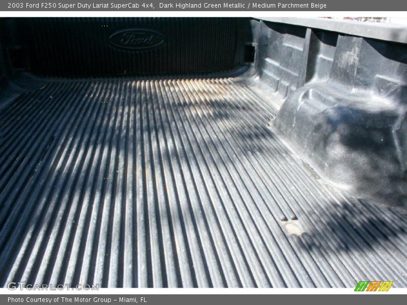 Dark Highland Green Metallic / Medium Parchment Beige 2003 Ford F250 Super Duty Lariat SuperCab 4x4