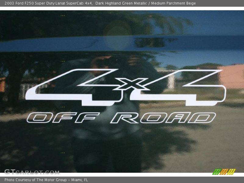 Dark Highland Green Metallic / Medium Parchment Beige 2003 Ford F250 Super Duty Lariat SuperCab 4x4