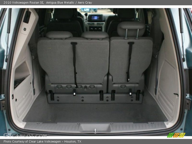 Antigua Blue Metallic / Aero Gray 2010 Volkswagen Routan SE