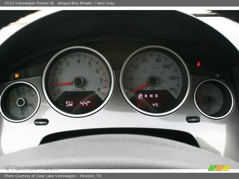 Antigua Blue Metallic / Aero Gray 2010 Volkswagen Routan SE