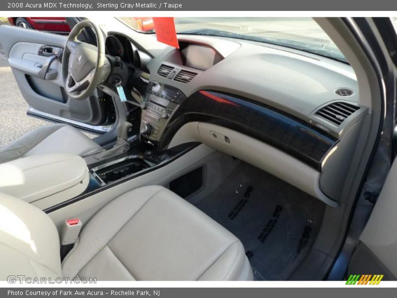 Dashboard of 2008 MDX Technology