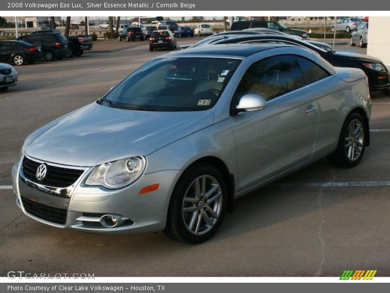 Front 3/4 View of 2008 Eos Lux