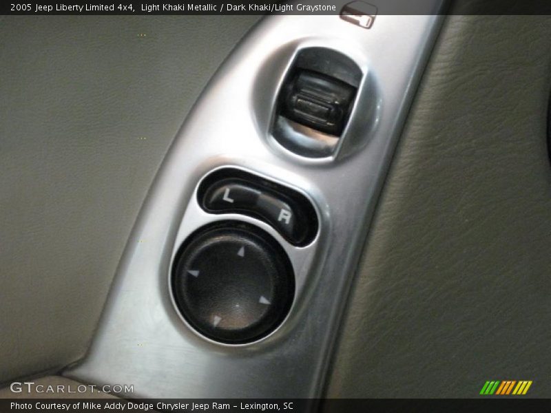 Light Khaki Metallic / Dark Khaki/Light Graystone 2005 Jeep Liberty Limited 4x4