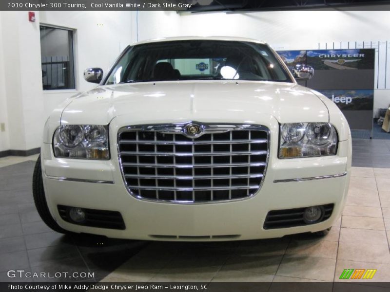 Cool Vanilla White / Dark Slate Gray 2010 Chrysler 300 Touring