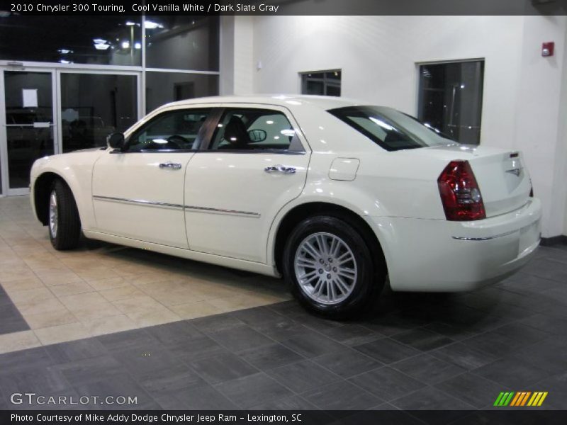 Cool Vanilla White / Dark Slate Gray 2010 Chrysler 300 Touring