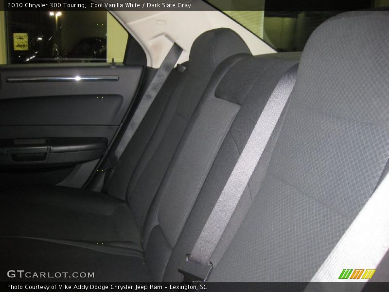 Cool Vanilla White / Dark Slate Gray 2010 Chrysler 300 Touring