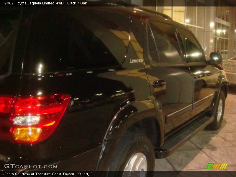 Black / Oak 2002 Toyota Sequoia Limited 4WD