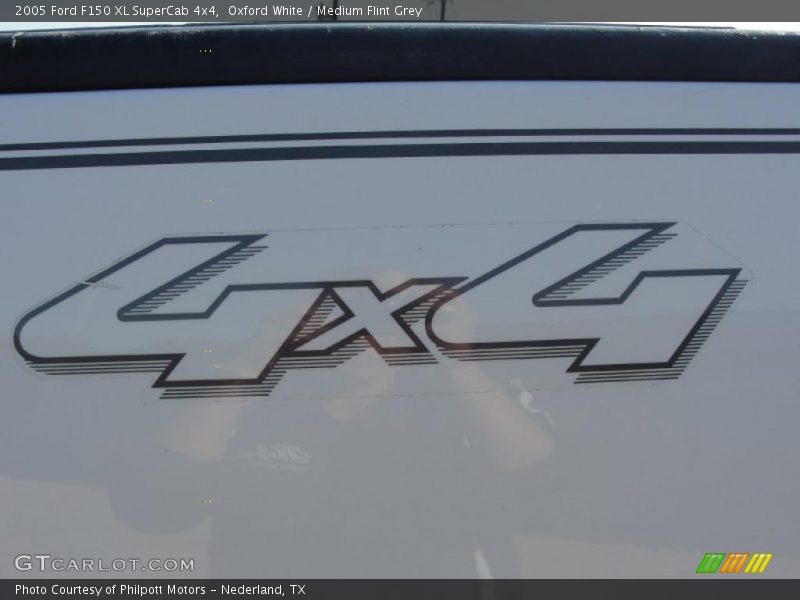  2005 F150 XL SuperCab 4x4 Logo