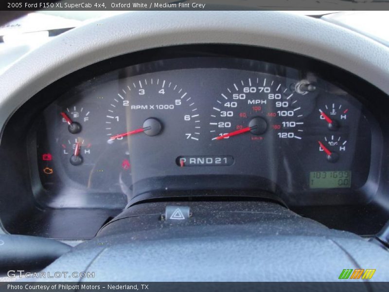  2005 F150 XL SuperCab 4x4 XL SuperCab 4x4 Gauges