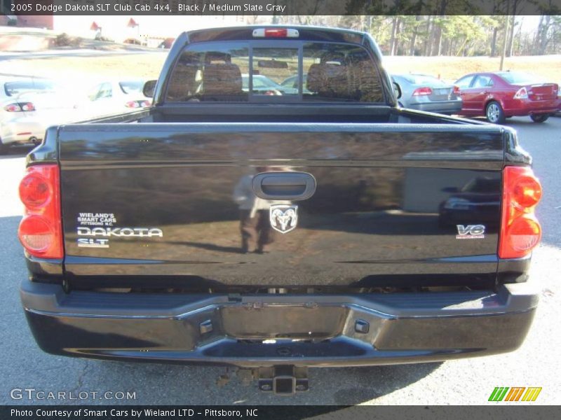 Black / Medium Slate Gray 2005 Dodge Dakota SLT Club Cab 4x4