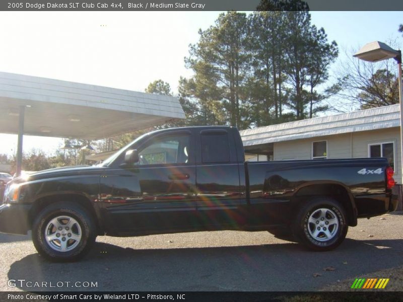 Black / Medium Slate Gray 2005 Dodge Dakota SLT Club Cab 4x4