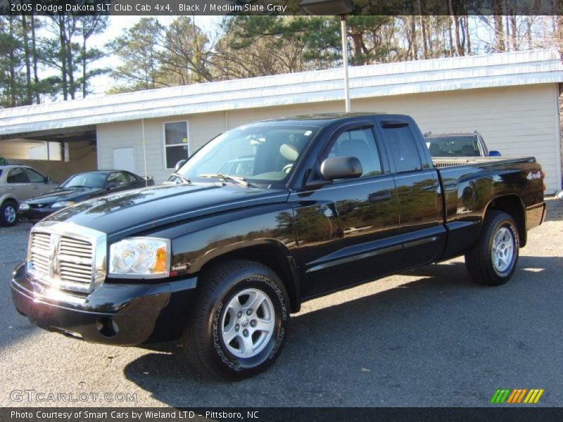 Black / Medium Slate Gray 2005 Dodge Dakota SLT Club Cab 4x4