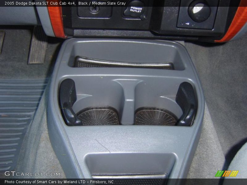 Black / Medium Slate Gray 2005 Dodge Dakota SLT Club Cab 4x4
