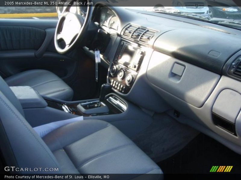 Black / Ash 2005 Mercedes-Benz ML 350 4Matic