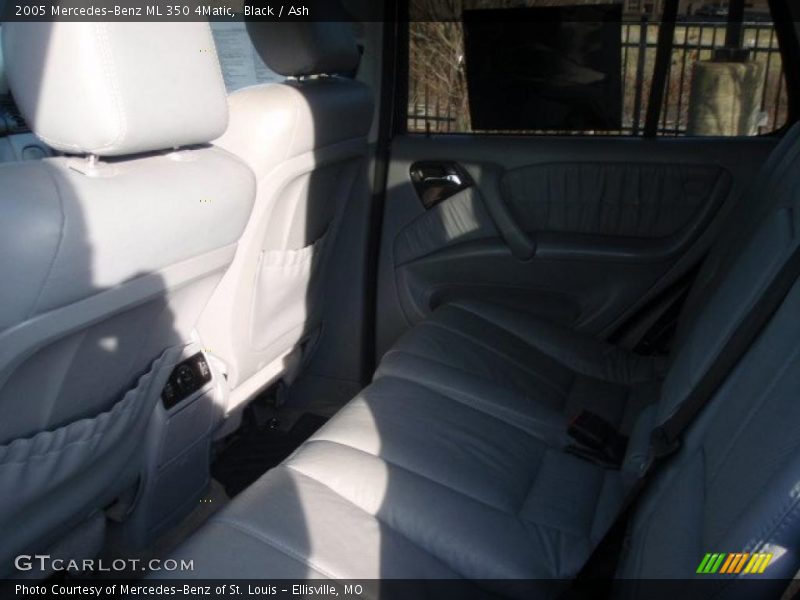 Black / Ash 2005 Mercedes-Benz ML 350 4Matic