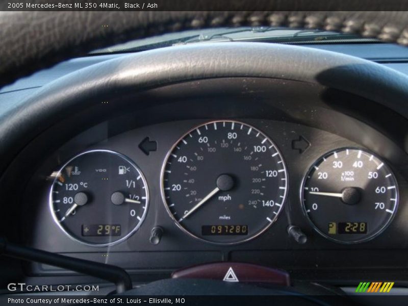 Black / Ash 2005 Mercedes-Benz ML 350 4Matic