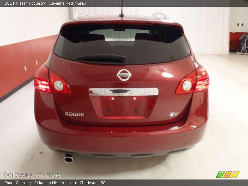 Cayenne Red / Gray 2011 Nissan Rogue SV