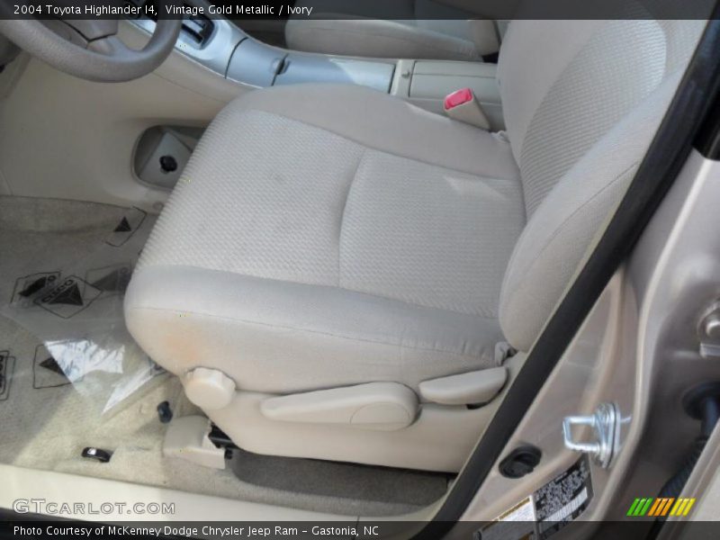 Vintage Gold Metallic / Ivory 2004 Toyota Highlander I4