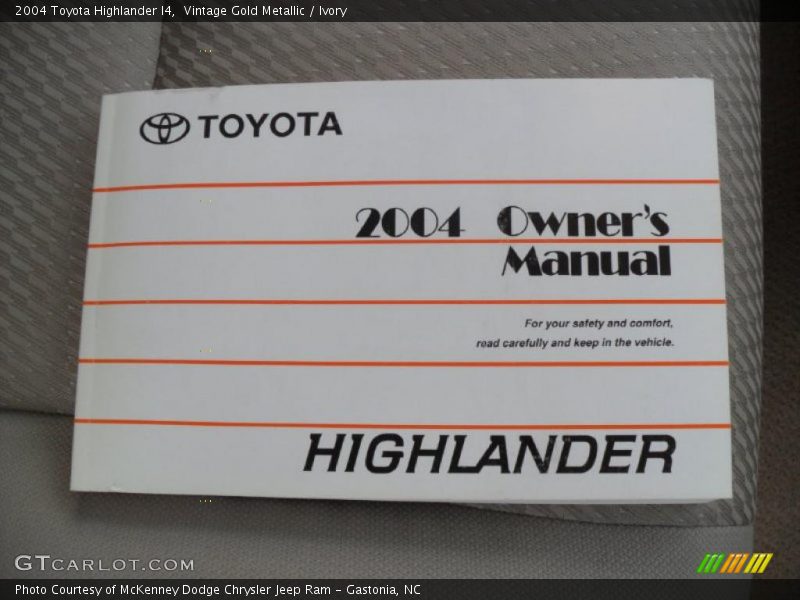 Vintage Gold Metallic / Ivory 2004 Toyota Highlander I4