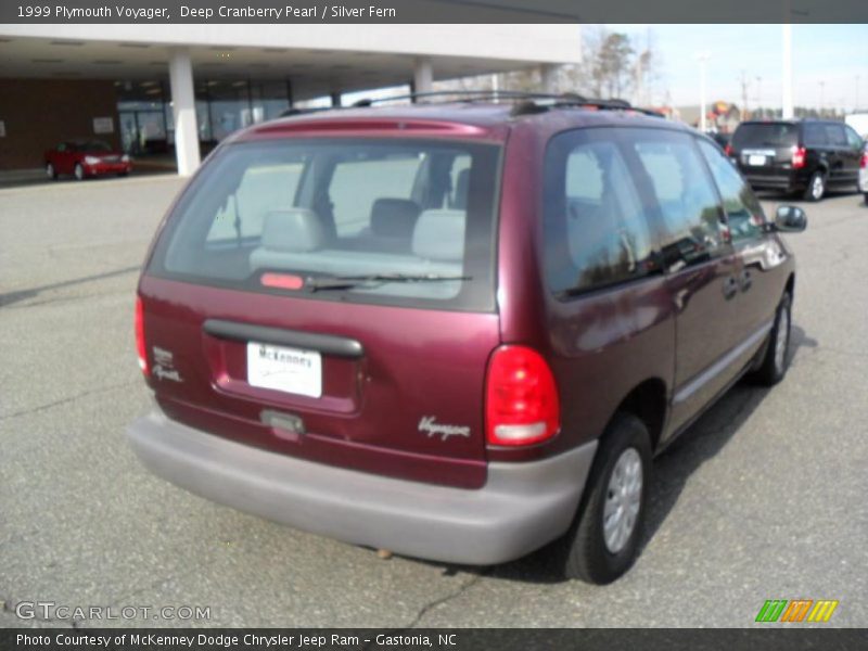 Deep Cranberry Pearl / Silver Fern 1999 Plymouth Voyager